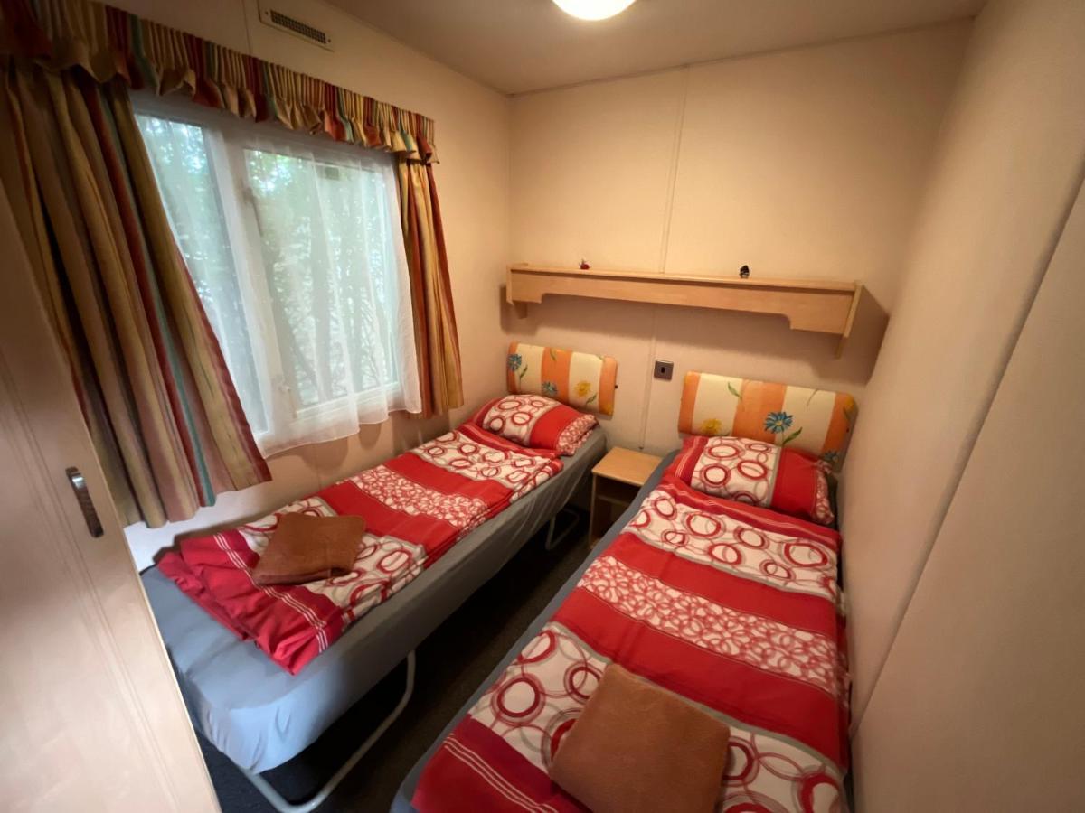 Autocamp Free Star - Mobilheimy Apartment Strachotin Exterior photo